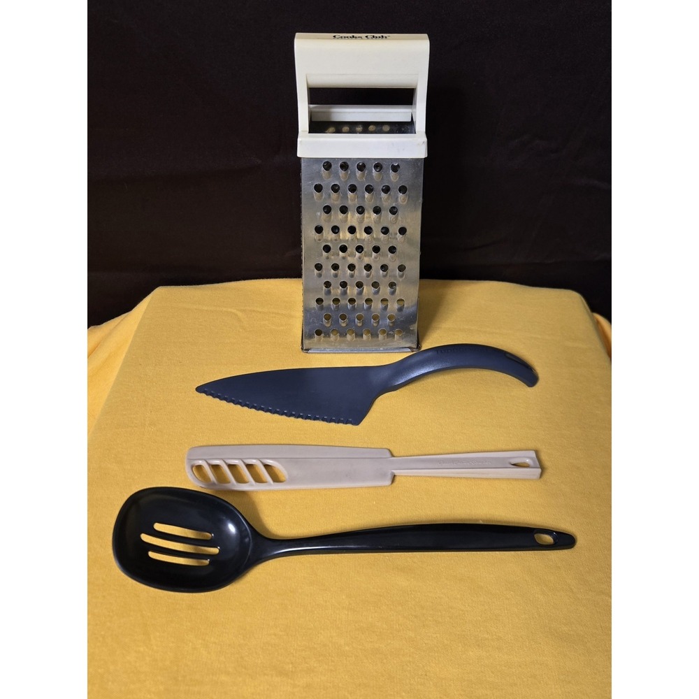 Vintage Lot Of Kitchen Utensils. Tupperware, Stanley, Cooks Club And‎ Kamenstein